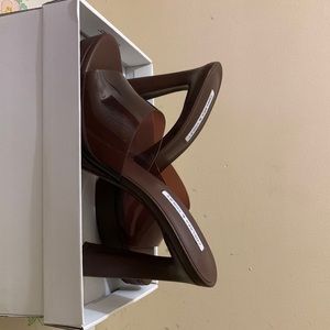 Never worn. Box included. Chelsea & Violet women’s sz.8